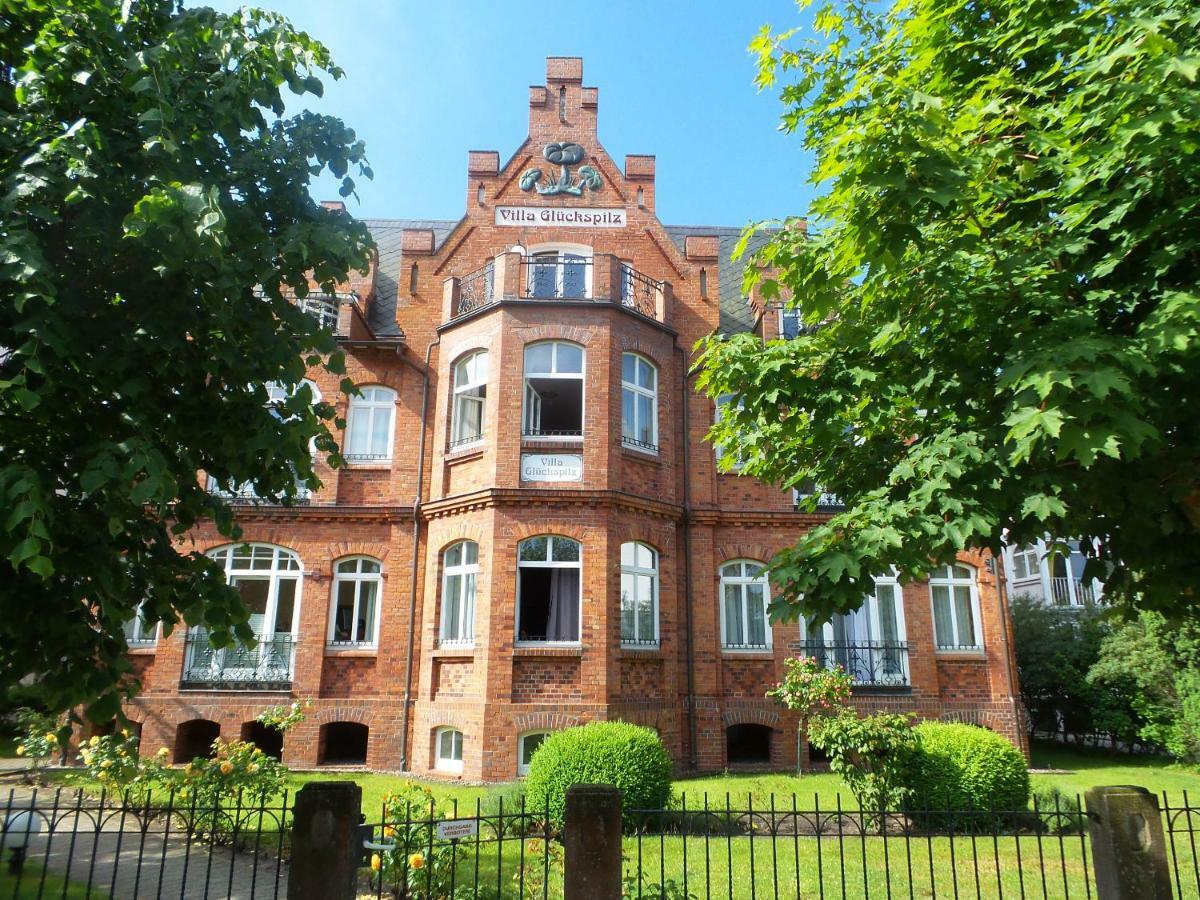 Fewo Direkt Am Strand Mit Meerblick Und Balkon,Villa Glueckspilz, Binz Exterior foto