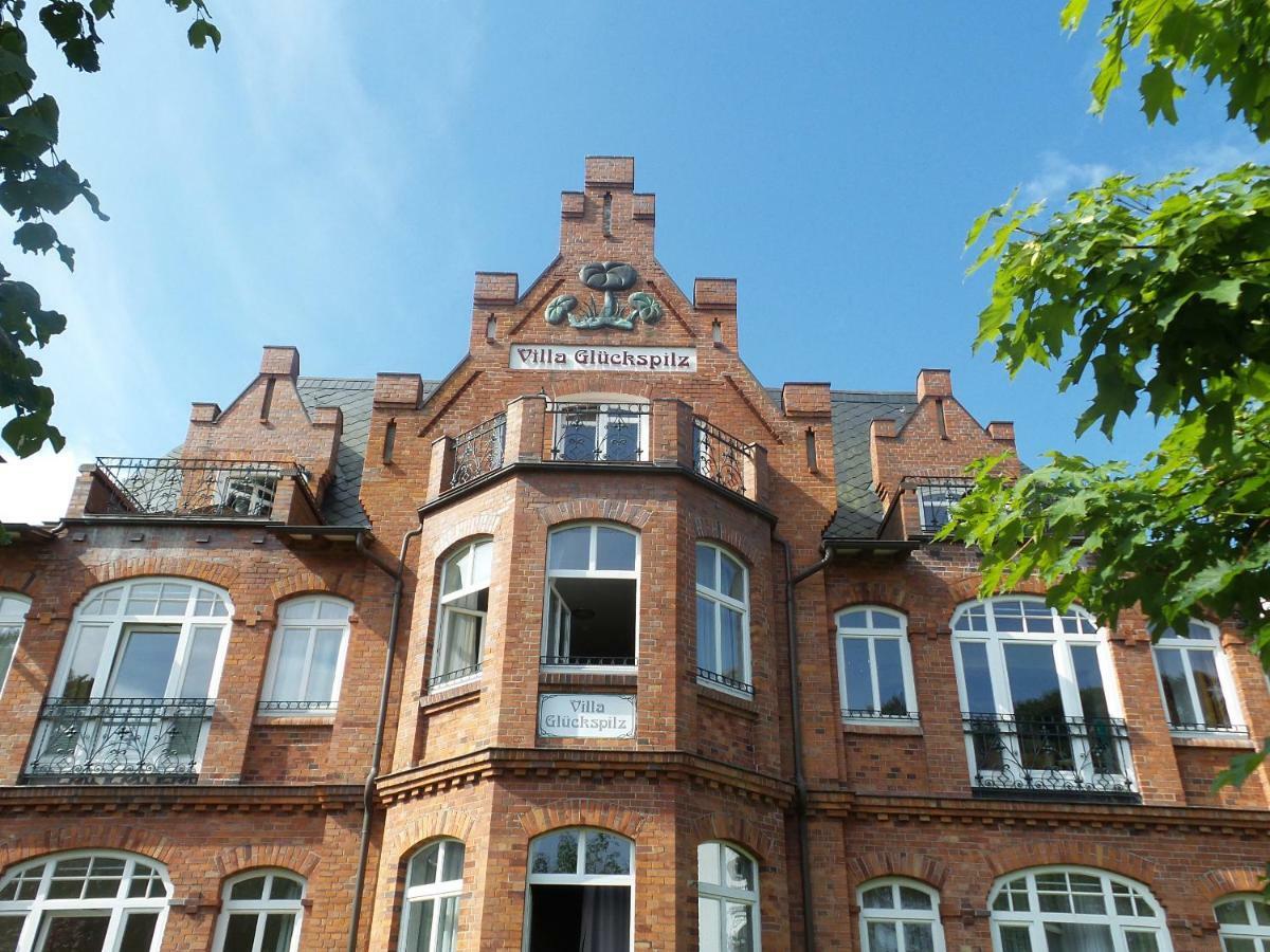 Fewo Direkt Am Strand Mit Meerblick Und Balkon,Villa Glueckspilz, Binz Exterior foto